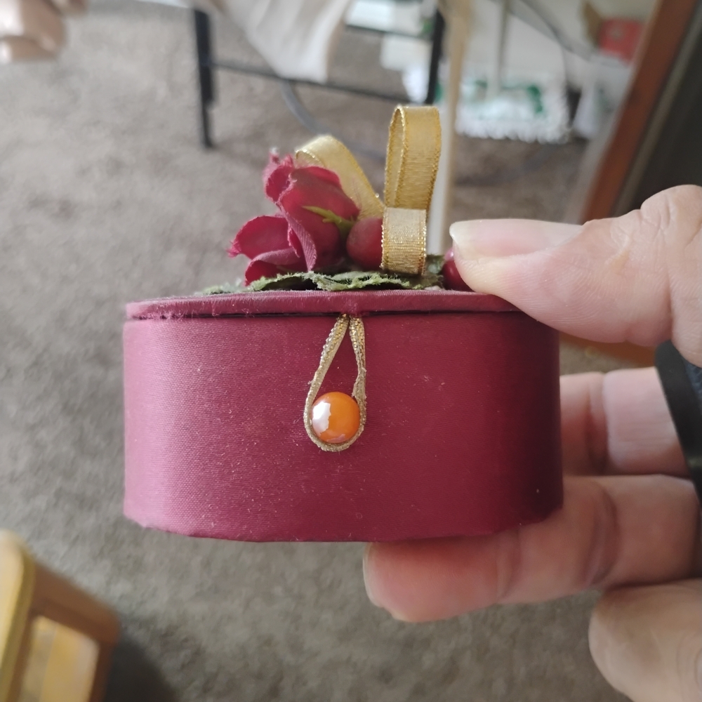 Avon Red Decorative Tinket Box with Gold Ribbon